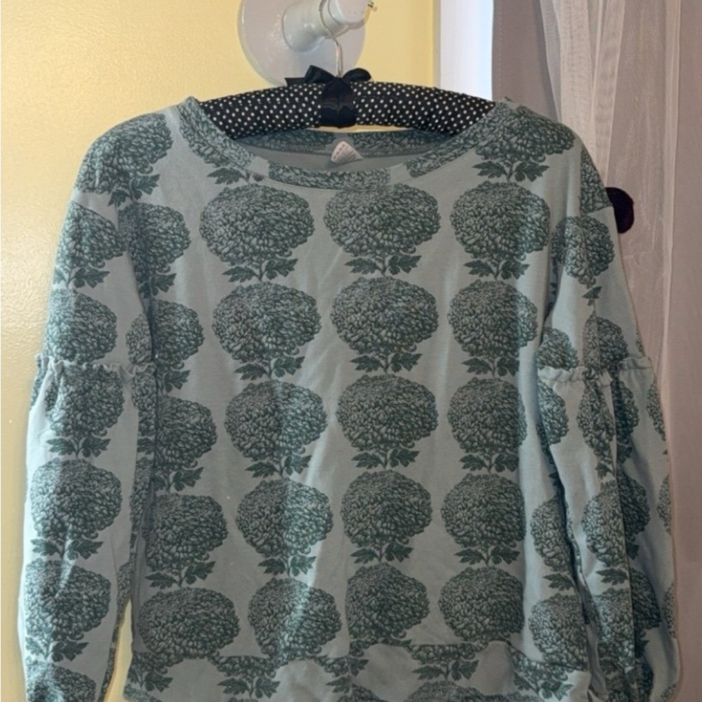 Kate Quinn Green Chrysanthemum Floral Top
